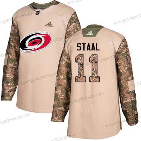 Adidas Herren Carolina Hurricanes #11 Jordan Staal Authentisch 2017 Veterans Day Strickerei NHL Trikots – Tarnfarbe