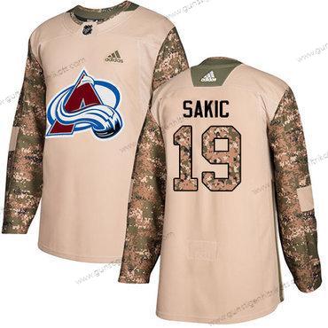 Adidas Herren Colorado Avalanche #19 Joe Sakic Authentisch 2017 Veterans Day Strickerei NHL Trikots – Tarnfarbe