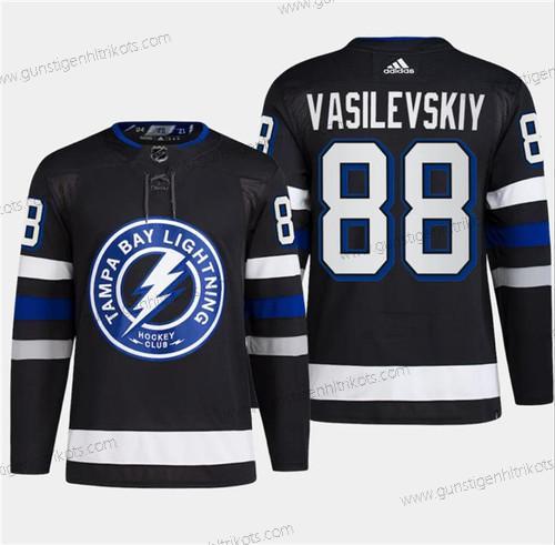 Herren Tampa Bay Lightning #88 Andrei Vasilevskiy 2024 Stadium Series Strickerei Trikots – Schwarz